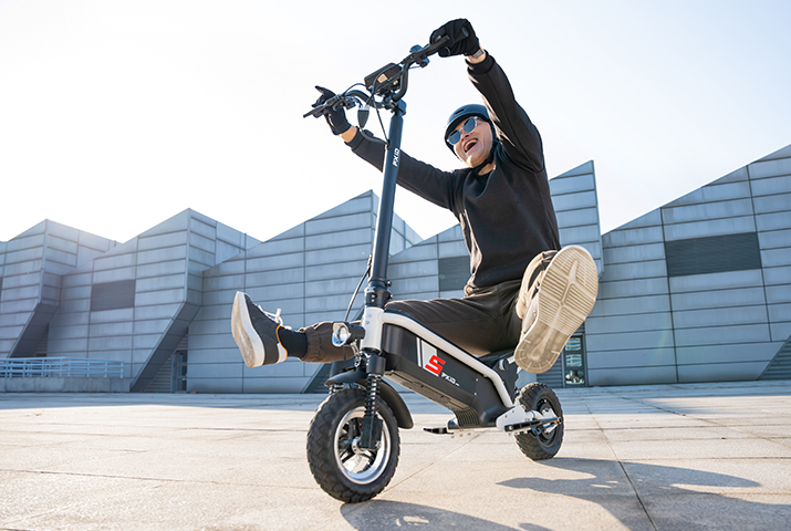Fleet of PXID electric vehicles for commercial use